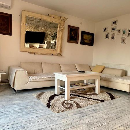 Mala Oaza Apartment Čačak Екстериор снимка