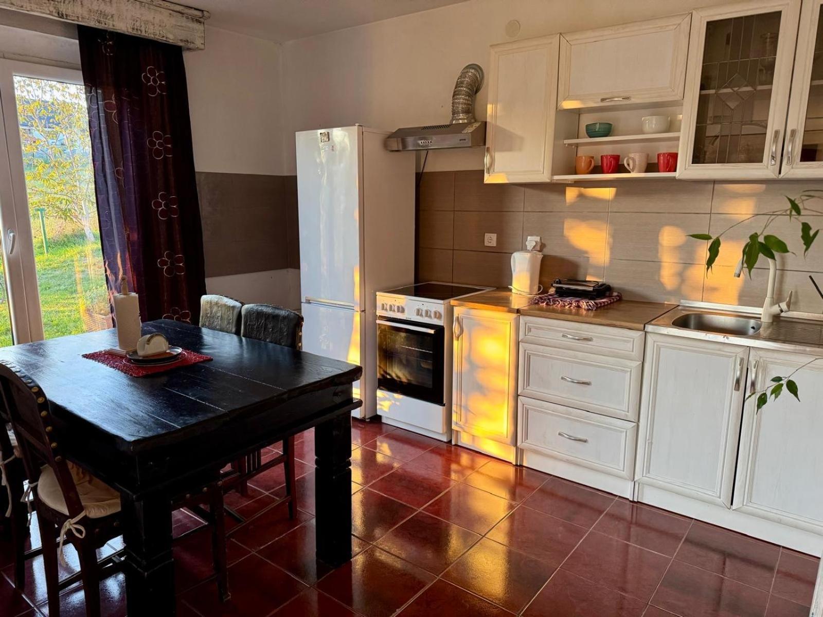 Mala Oaza Apartment Čačak Екстериор снимка