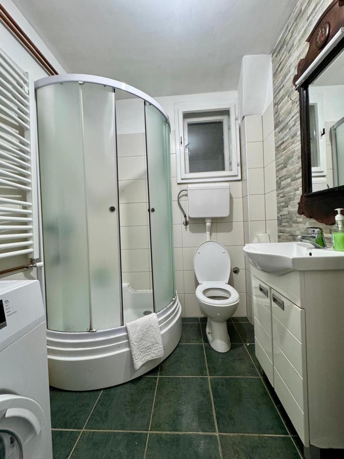 Mala Oaza Apartment Čačak Екстериор снимка